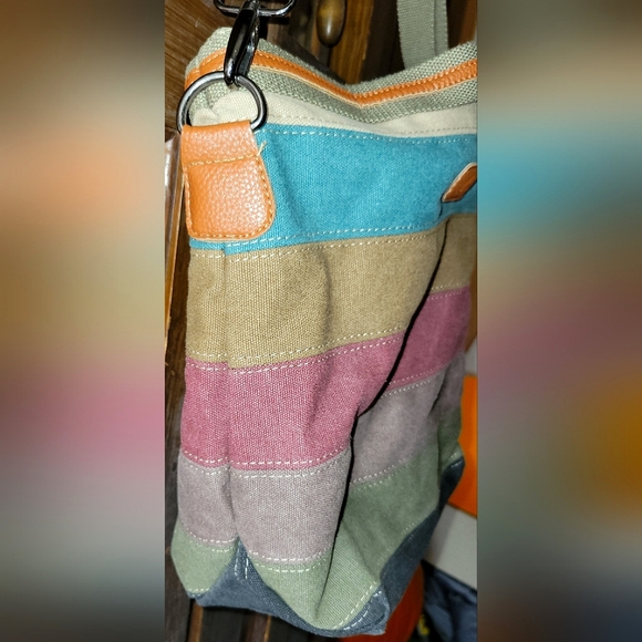 Snug Star Canvas Multi-Color Striped Cross Body Shoulder Bag/Tote - Picture 4 of 16